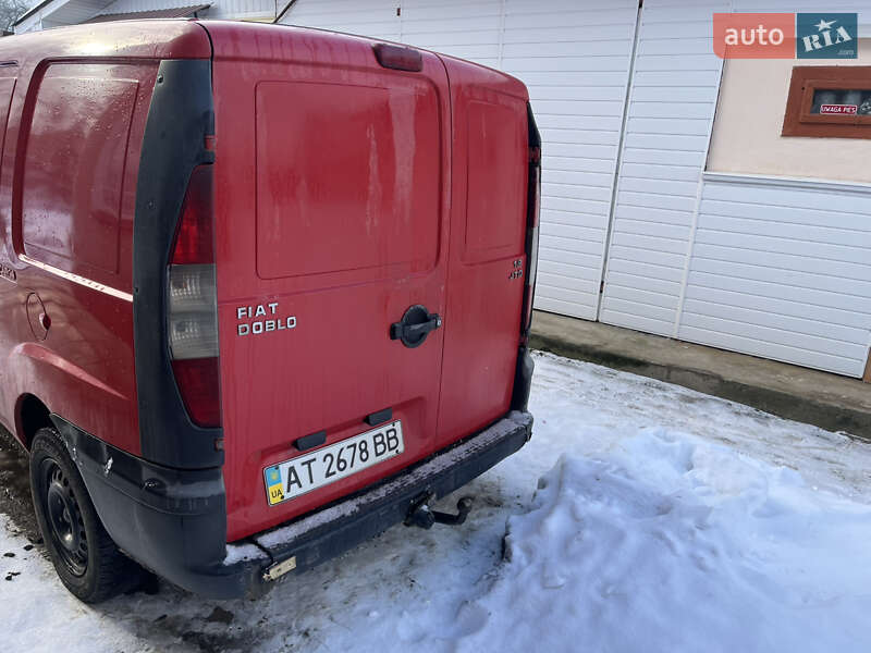 Минивэн Fiat Doblo 2004 в Косове