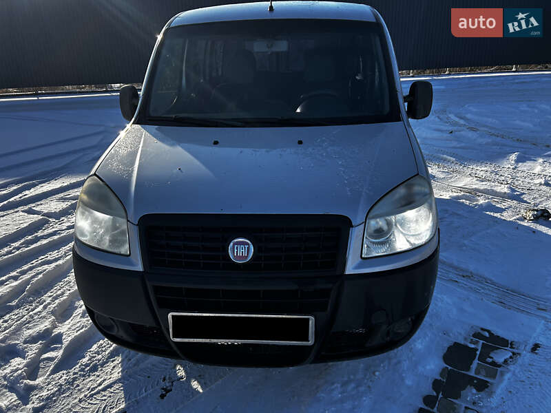 Минивэн Fiat Doblo 2012 в Полтаве