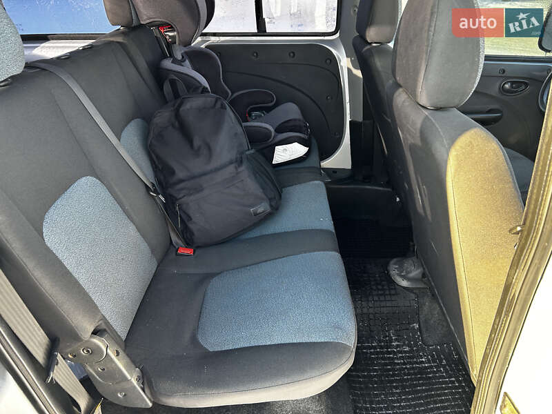 Минивэн Fiat Doblo 2012 в Полтаве