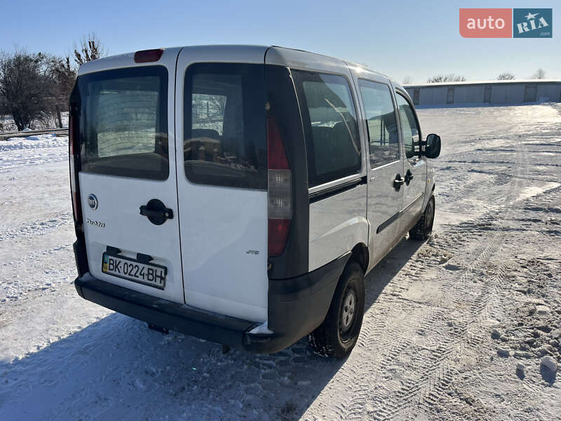Минивэн Fiat Doblo 2005 в Демидовке