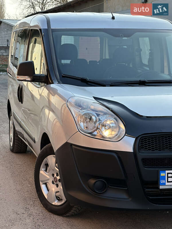 Минивэн Fiat Doblo 2011 в Николаеве