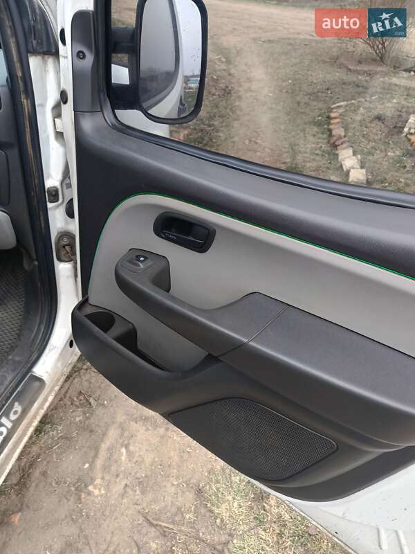 Мінівен Fiat Doblo 2006 в Вознесенську