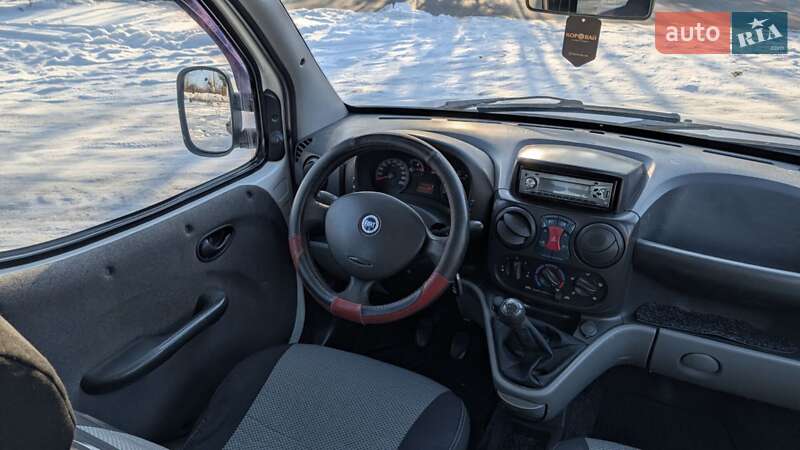 Минивэн Fiat Doblo 2007 в Косове фото 27 Минивэн Fiat Doblo 2007 в Косове