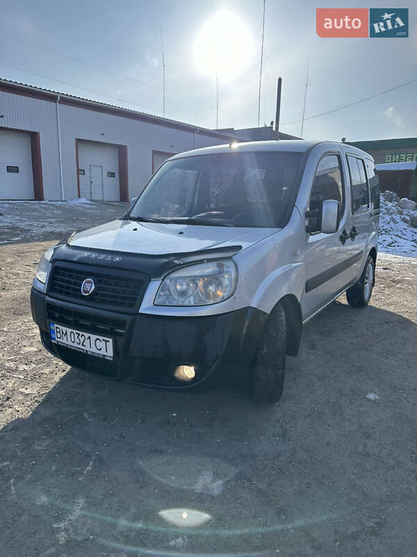 Fiat Doblo 2011