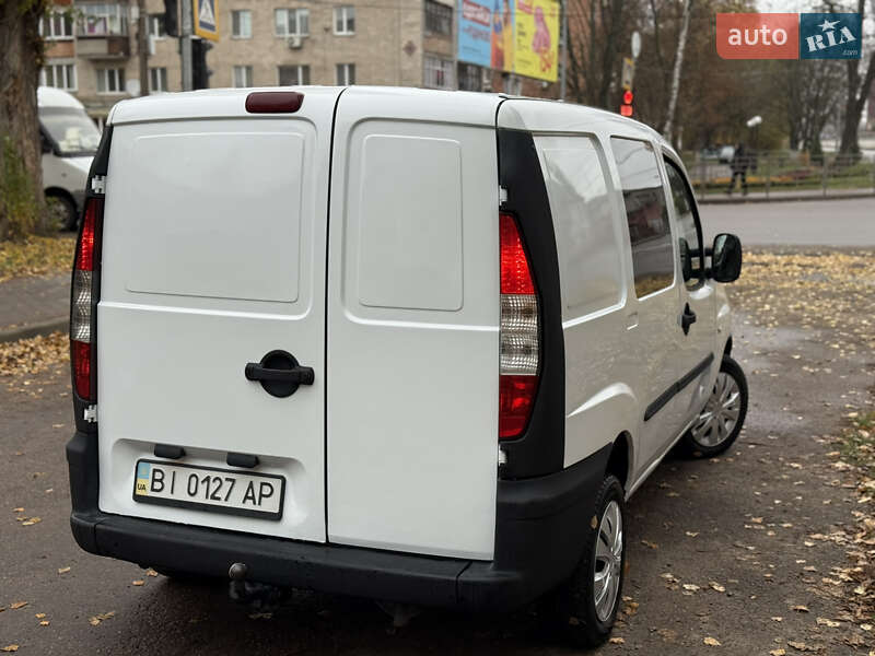 Грузовой фургон Fiat Doblo 2002 в Киеве фото 9 Грузовой фургон Fiat Doblo 2002 в Киеве