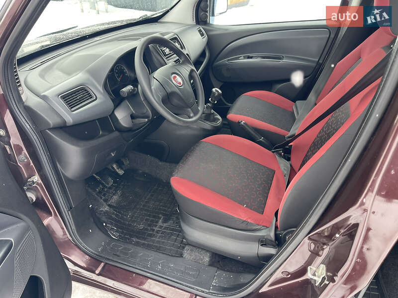 Минивэн Fiat Doblo 2012 в Киеве фото 9 Минивэн Fiat Doblo 2012 в Киеве