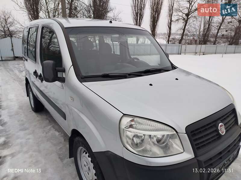 Fiat Doblo 2012