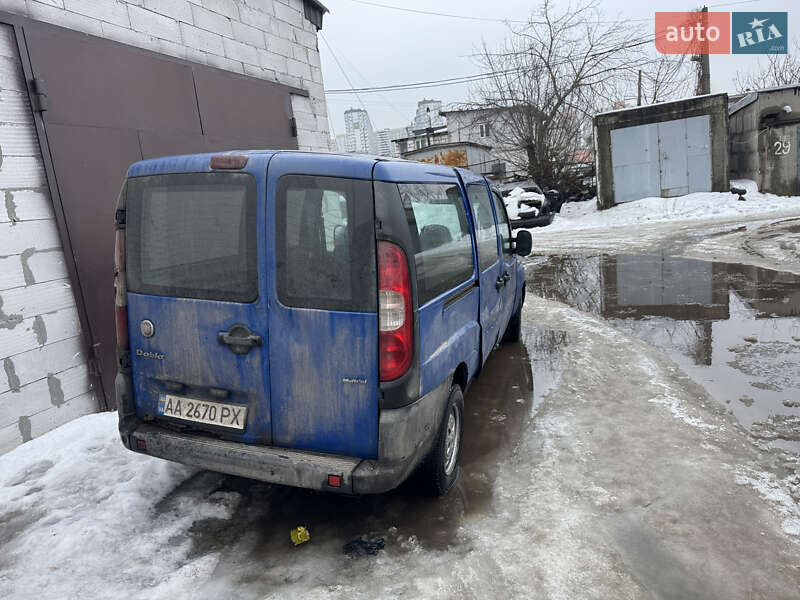 Минивэн Fiat Doblo 2008 в Киеве