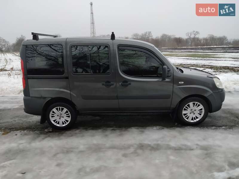 Минивэн Fiat Doblo 2008 в Киеве фото 6 Минивэн Fiat Doblo 2008 в Киеве
