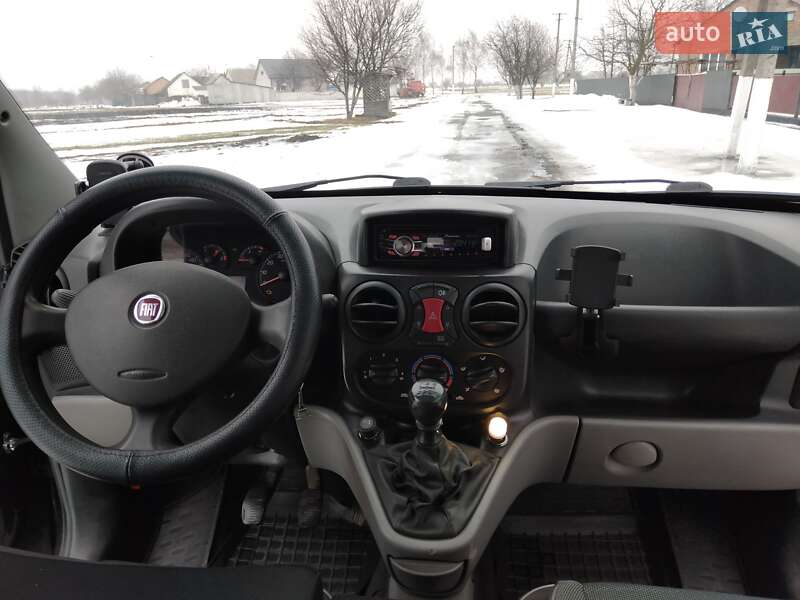 Минивэн Fiat Doblo 2008 в Киеве фото 16 Минивэн Fiat Doblo 2008 в Киеве