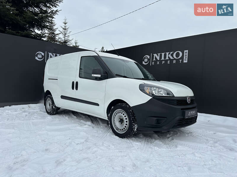 Вантажний фургон Fiat Doblo 2020 в Львові
