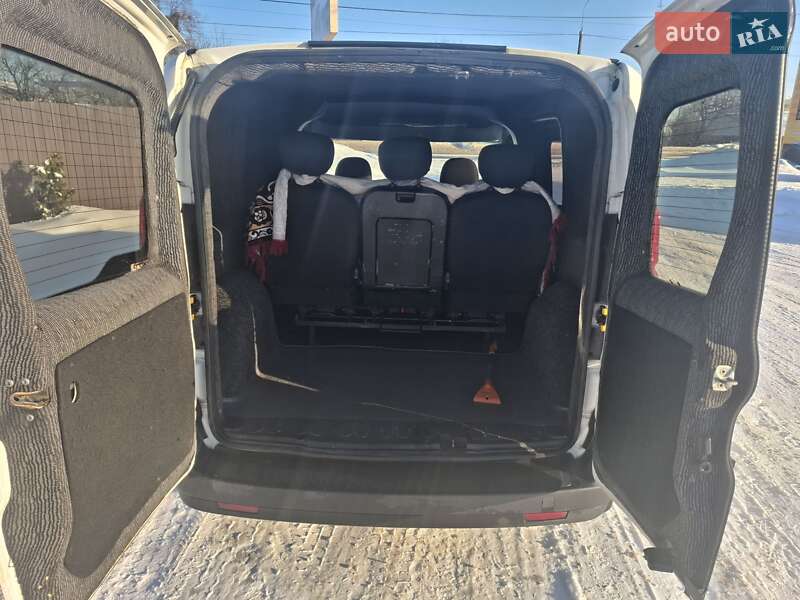 Грузопассажирский фургон Fiat Doblo 2011 в Житомире