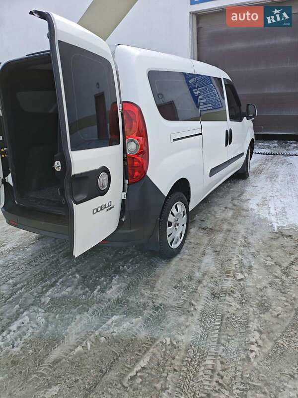 Минивэн Fiat Doblo 2010 в Нижних Воротах