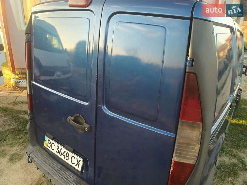 Мінівен Fiat Doblo 2002 в Стрию