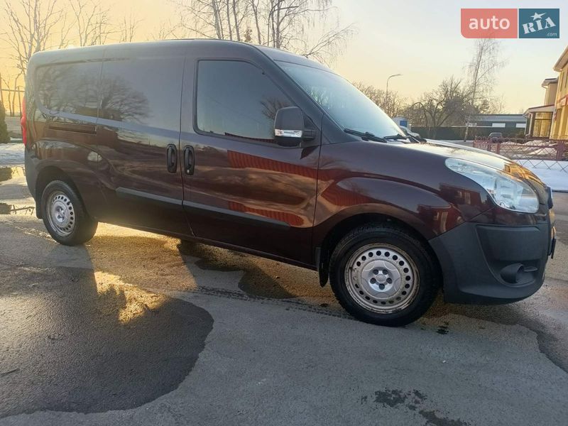 Вантажний фургон Fiat Doblo 2012 в Києві фото 6 Вантажний фургон Fiat Doblo 2012 в Києві