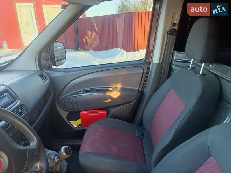 Вантажний фургон Fiat Doblo 2012 в Києві фото 20 Вантажний фургон Fiat Doblo 2012 в Києві