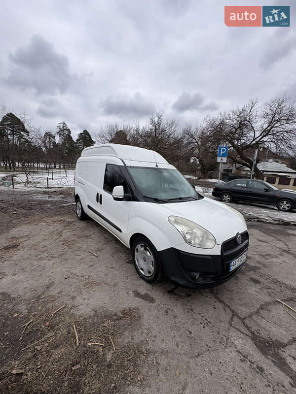 Вантажний фургон Fiat Doblo 2014 в Києві фото 10 Вантажний фургон Fiat Doblo 2014 в Києві