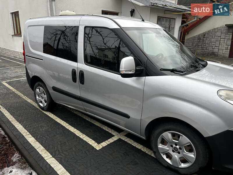 Вантажний фургон Fiat Doblo 2013 в Стрию