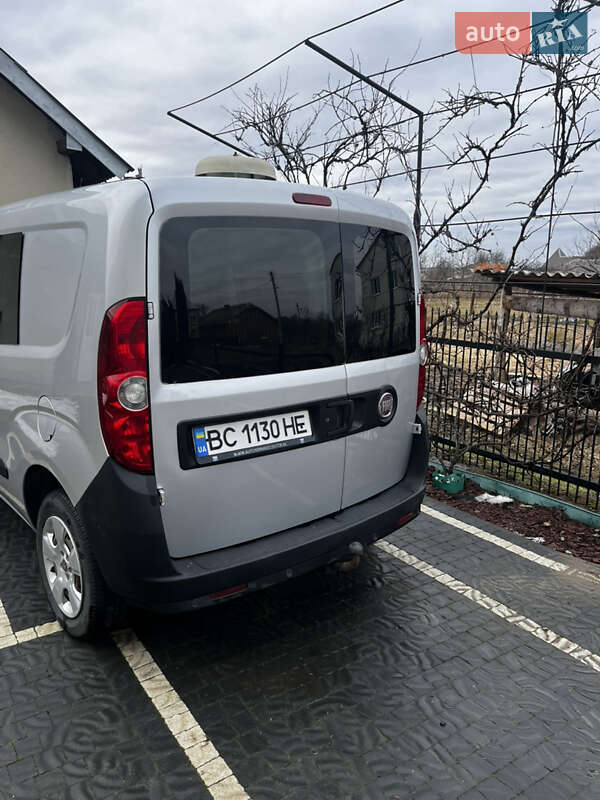 Вантажний фургон Fiat Doblo 2013 в Стрию
