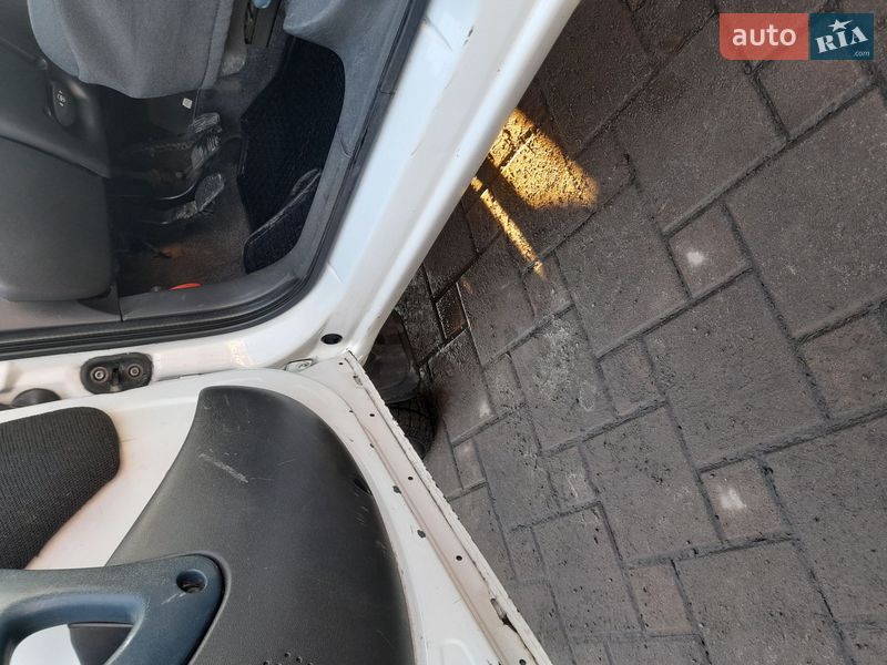 Минивэн Fiat Doblo 2003 в Сарнах фото 4 Минивэн Fiat Doblo 2003 в Сарнах