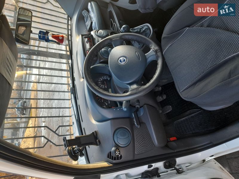 Минивэн Fiat Doblo 2003 в Сарнах фото 6 Минивэн Fiat Doblo 2003 в Сарнах