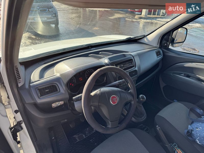 Вантажний фургон Fiat Doblo 2013 в Києві