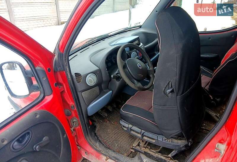 Минивэн Fiat Doblo 2004 в Городке