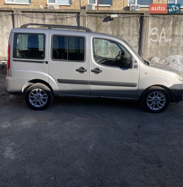 Мінівен Fiat Doblo 2007 в Києві