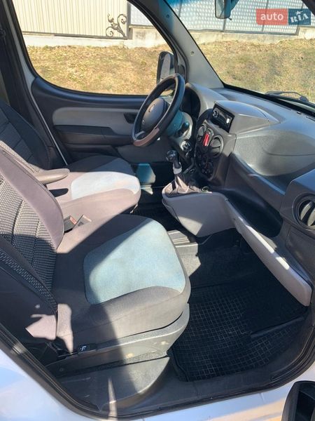 Минивэн Fiat Doblo 2008 в Черновцах