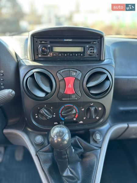 Минивэн Fiat Doblo 2007 в Киеве