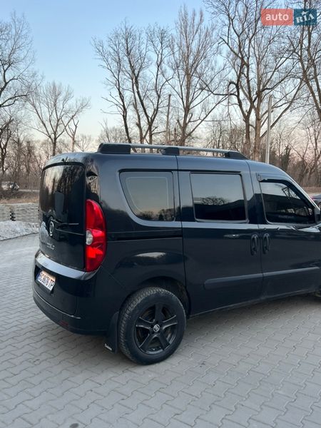 Минивэн Fiat Doblo 2010 в Дрогобыче