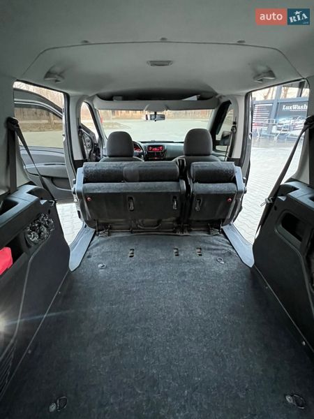 Минивэн Fiat Doblo 2010 в Дрогобыче