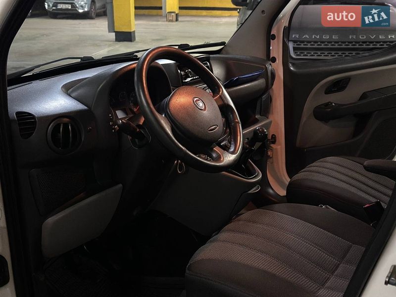Минивэн Fiat Doblo 2008 в Днепре