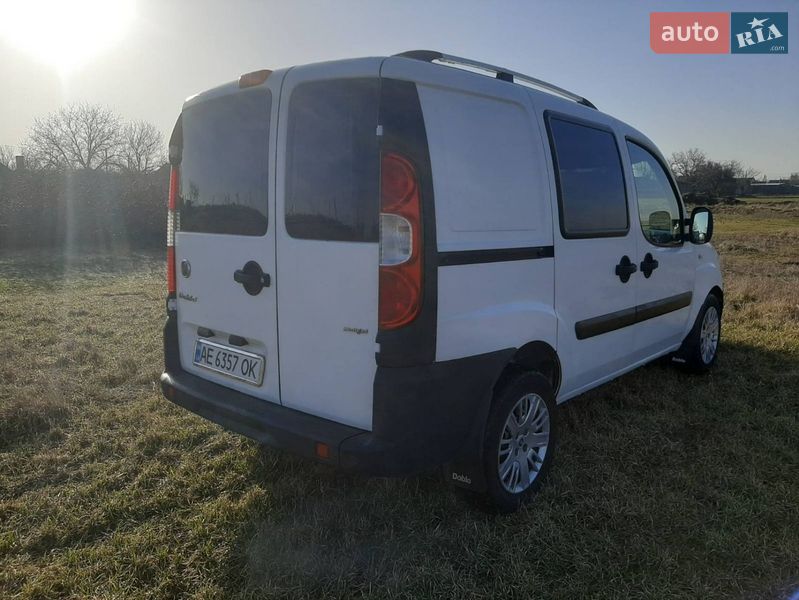 Минивэн Fiat Doblo 2008 в Запорожье
