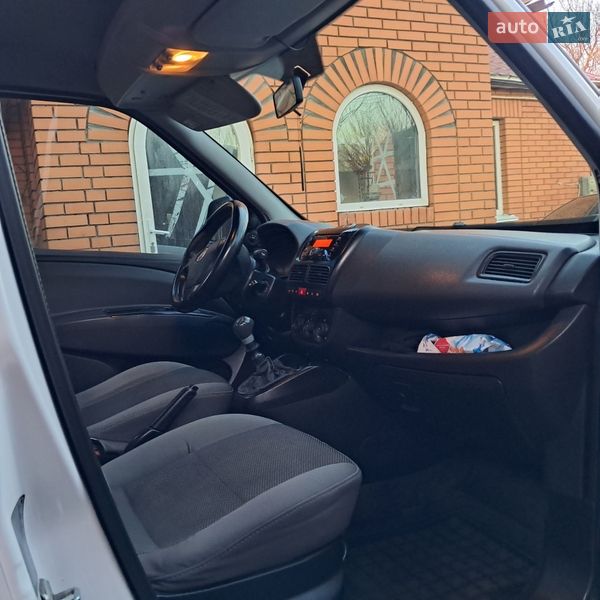 Минивэн Fiat Doblo 2010 в Радомышле