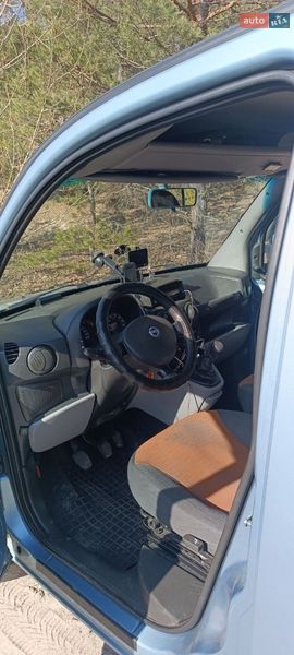 Минивэн Fiat Doblo 2007 в Киеве