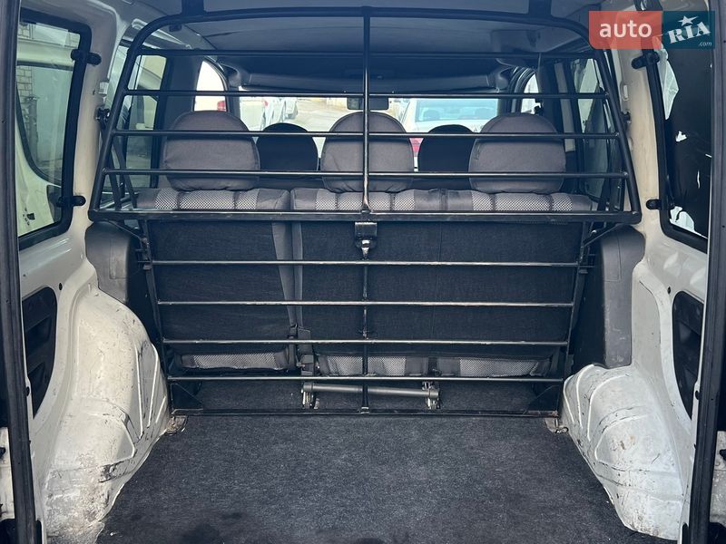 Минивэн Fiat Doblo 2013 в Киеве