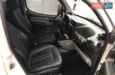 Мінівен Fiat Doblo 2009 в Чернівцях