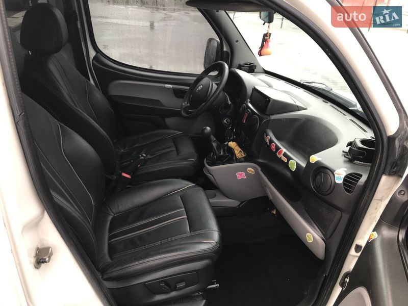 Минивэн Fiat Doblo 2009 в Черновцах фото Минивэн Fiat Doblo 2009 в Черновцах