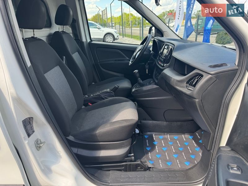 Вантажний фургон Fiat Doblo 2020 в Рівному