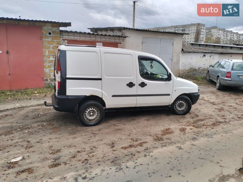 Вантажний фургон Fiat Doblo 2003 в Житомирі