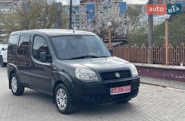 Мінівен Fiat Doblo 2011 в Києві