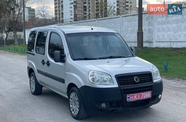 Мінівен Fiat Doblo 2010 в Києві