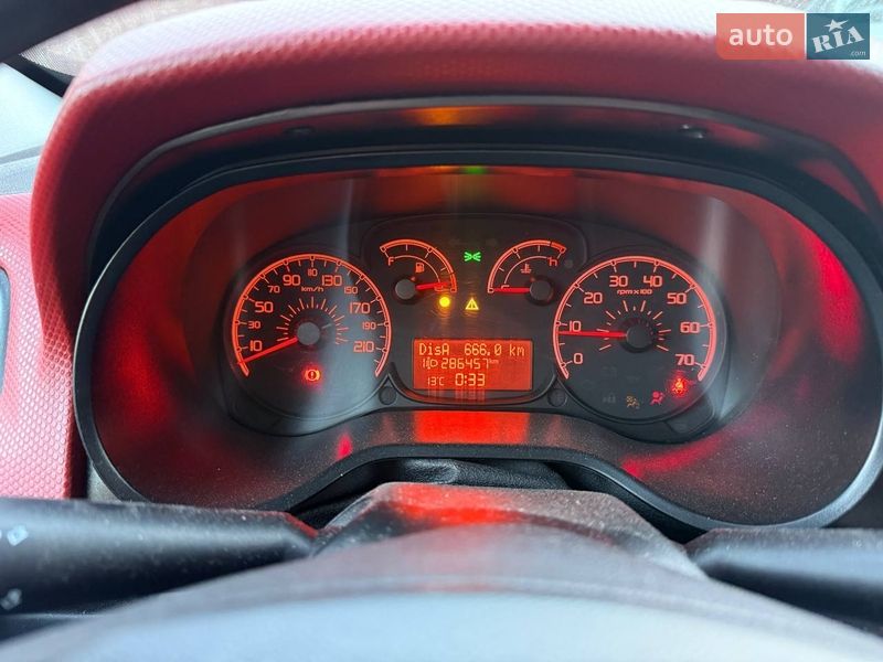 Вантажний фургон Fiat Doblo 2013 в Києві фото 7 Вантажний фургон Fiat Doblo 2013 в Києві