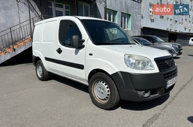 Грузопассажирский фургон Fiat Doblo 2015 в Киеве