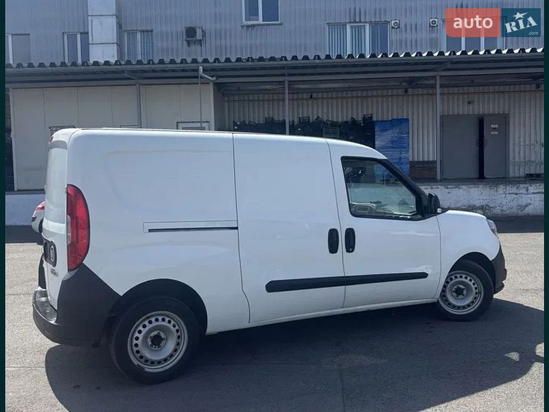 Грузовой фургон Fiat Doblo 2019 в Мукачево