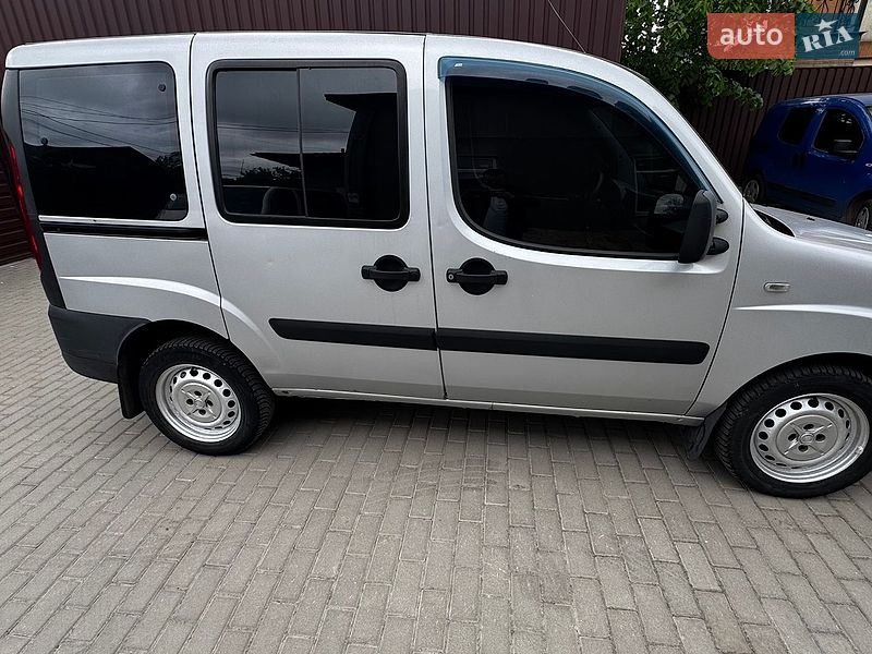 Мінівен Fiat Doblo 2015 в Києві фото 5 Мінівен Fiat Doblo 2015 в Києві