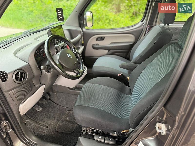 Мінівен Fiat Doblo 2007 в Дніпрі