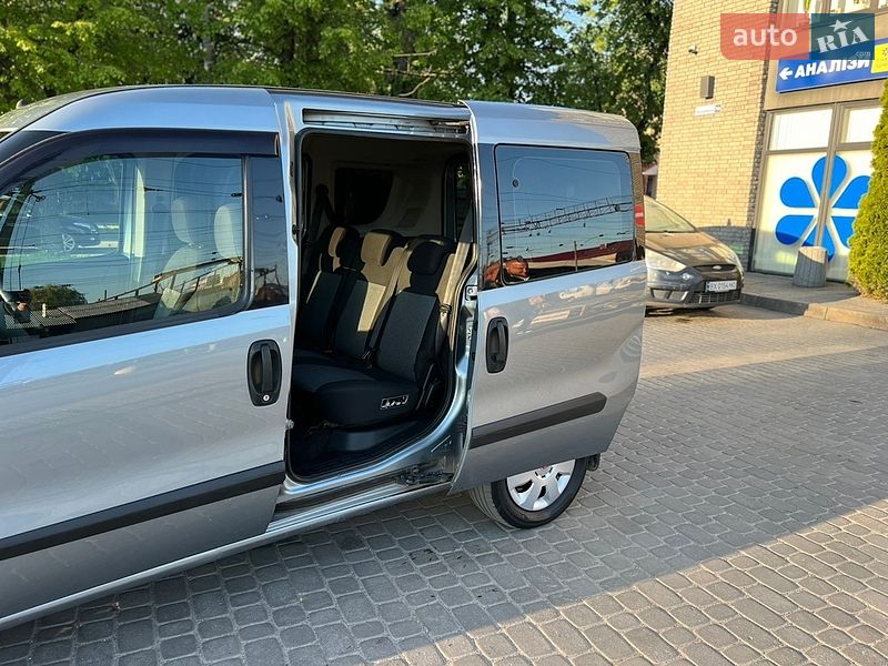 Мінівен Fiat Doblo 2011 в Хмельницькому