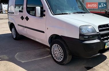 Вантажопасажирський фургон Fiat Doblo 2004 в Вінниці